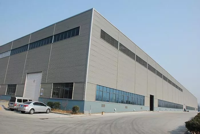 Ki jan yo pote limyè natirèl nan atelye a? Analiz de sistèm Daylighting pou Steel-Estrikti Bilding
