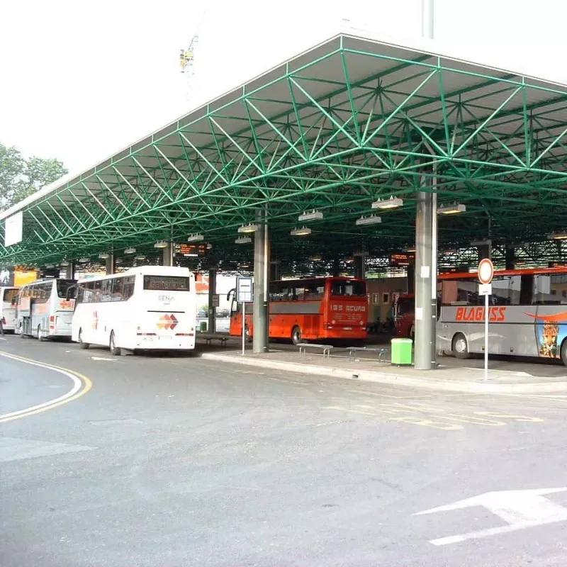 Steel Estrikti Otobis Depo