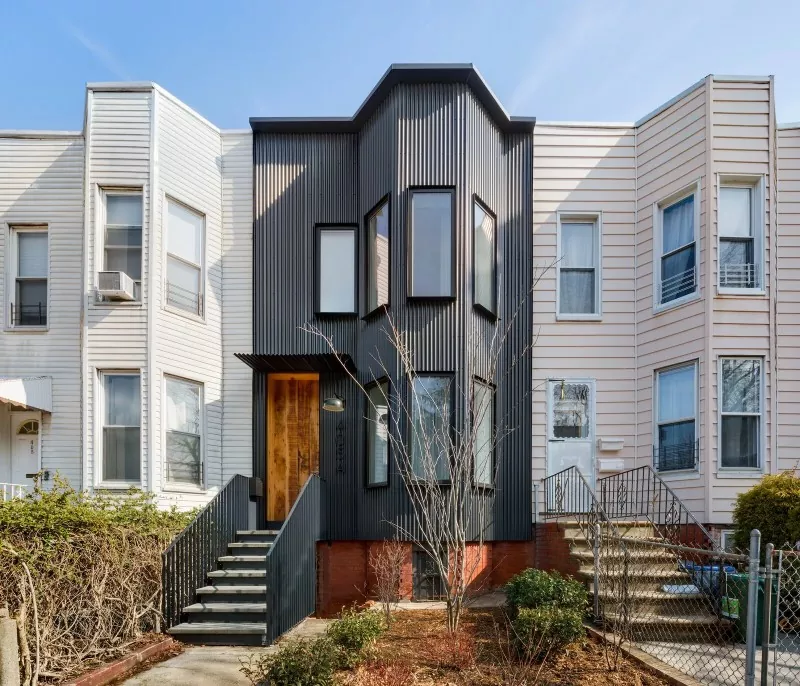 Steel Estrikti Townhouse