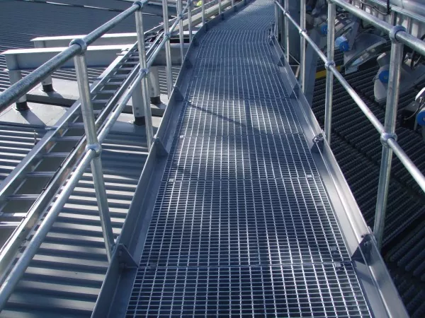 Steel Estrikti Walkway